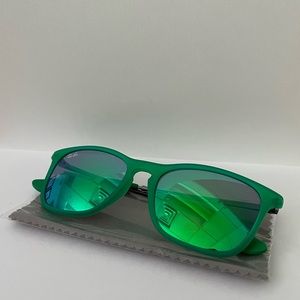 NWOT: Kids Ray Ban Sunglasses